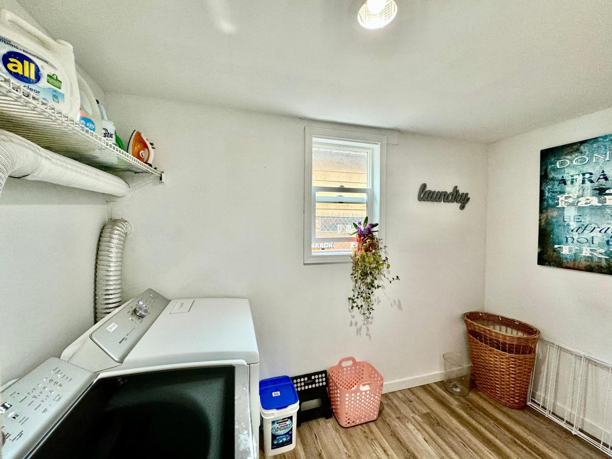 Cozy Private With Shared Bathroom On The 1st Floor - Conveniently Located Near Seatac Airport And Downtown Homestay Seattle